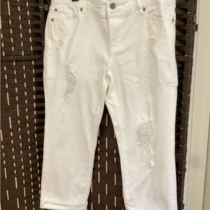 Soho Apparel White Cropped Distressed Jeans